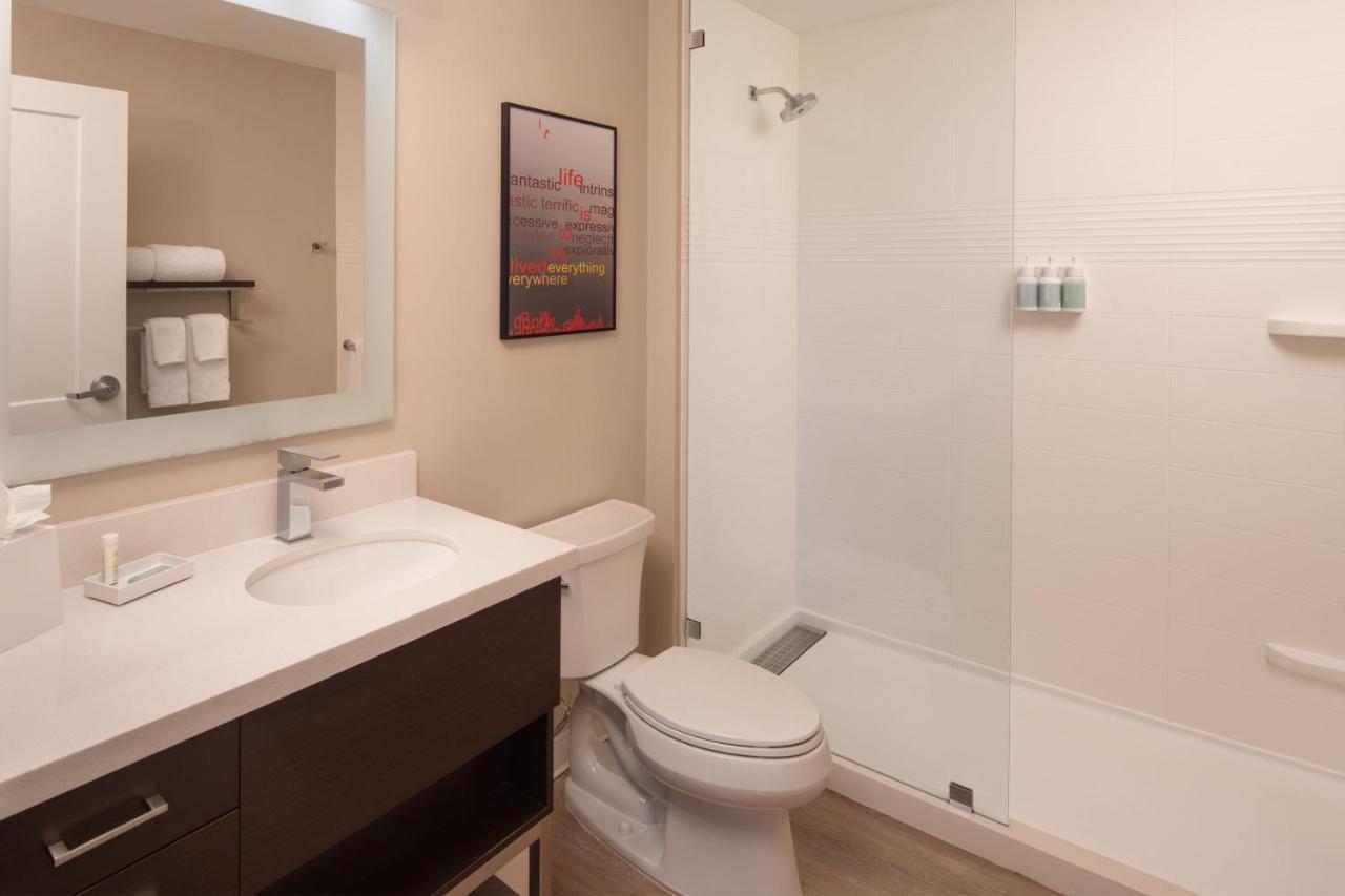 Towneplace Suites Miami Kendall West Kendale Lakes Exterior photo